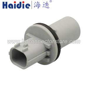 outlet to lampholder adapter