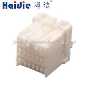 Auto connector MG651575