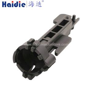 Lamp holder plug HDL-811