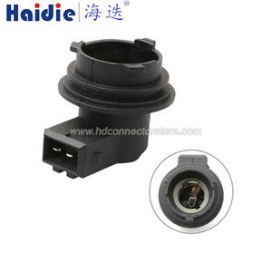 Lamp holder plug HDL-175