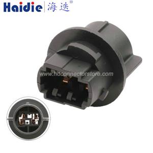 Lamp holder plug HDL-324