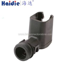 Back shell 1011-240-0605