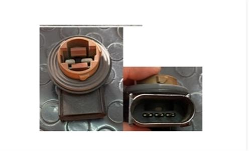Lamp holder plug HDL-953