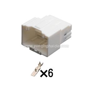 Auto Connector MG645750