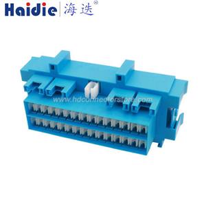 Fuse box with terminal BX2036