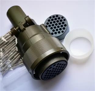 Auto connector CA3106E28-15SB