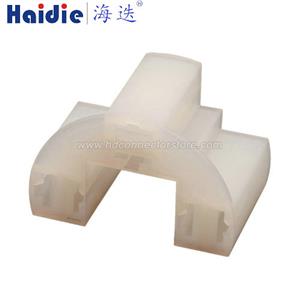 Auto connector HD081W-6.3-11